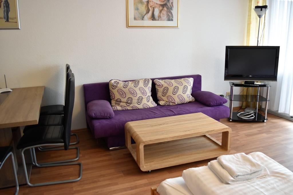 Work & Stay Neuss Exteriör bild